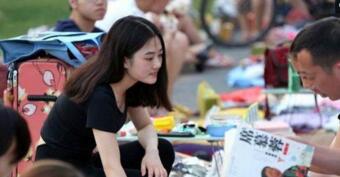 能否告别“一放就乱、一收就死”？——成都地摊经济观察