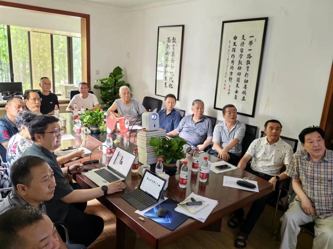 创新是高质量发展的永恒主题——成渝部分专家云冻高新技术推广座谈会