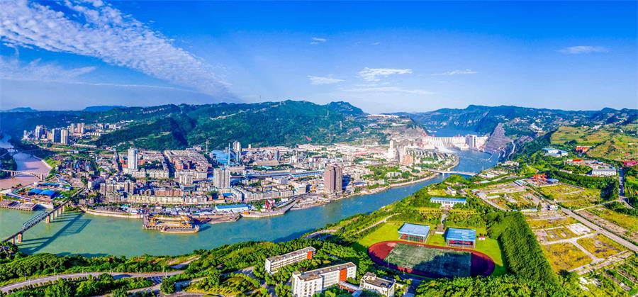 全国政协文化旅游调研组在云南考察侧记