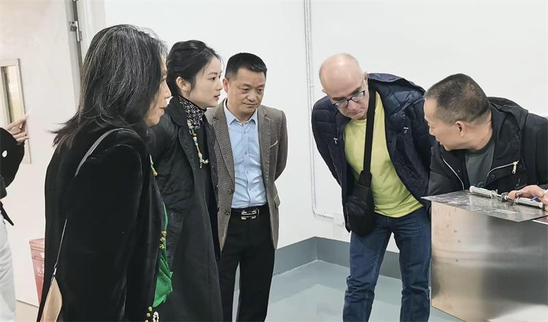 易尔康布局国际市场，香港考察开启新征程！